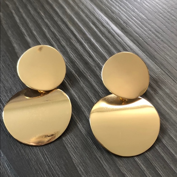 Set of new trendy gold earrings - Picture 9 of 11